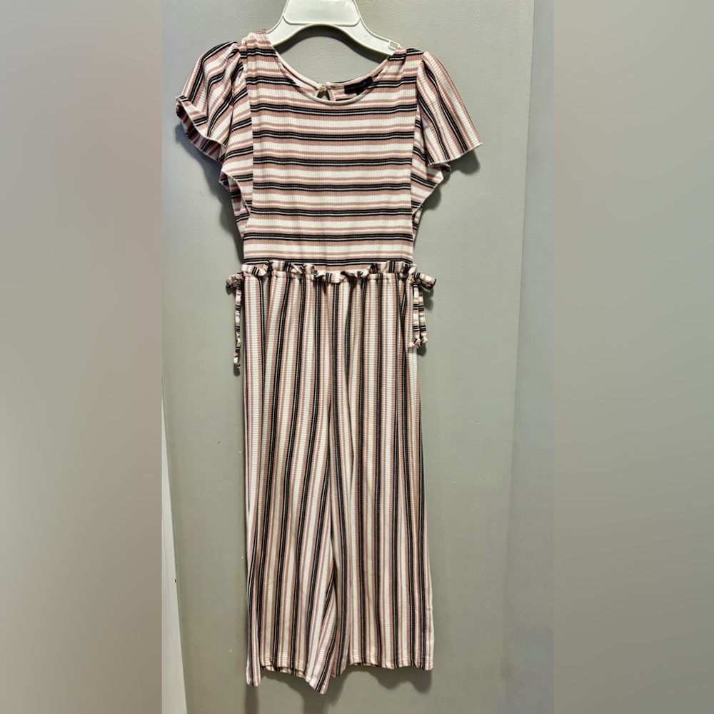 Striped Jumpsuit with Tie Waist girls size M